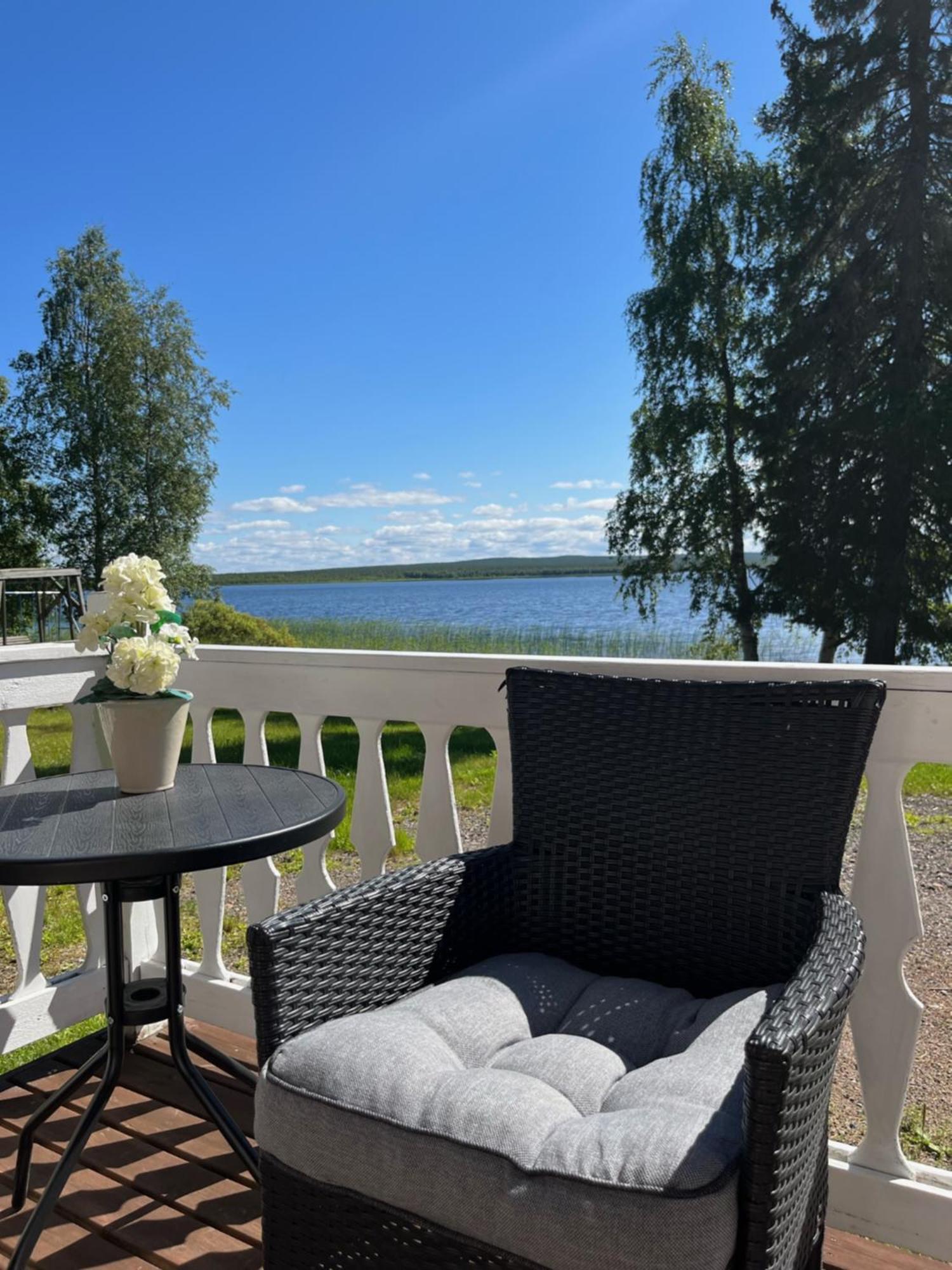 فيلا Ahosen Lomamoekit Vikajärvi المظهر الخارجي الصورة