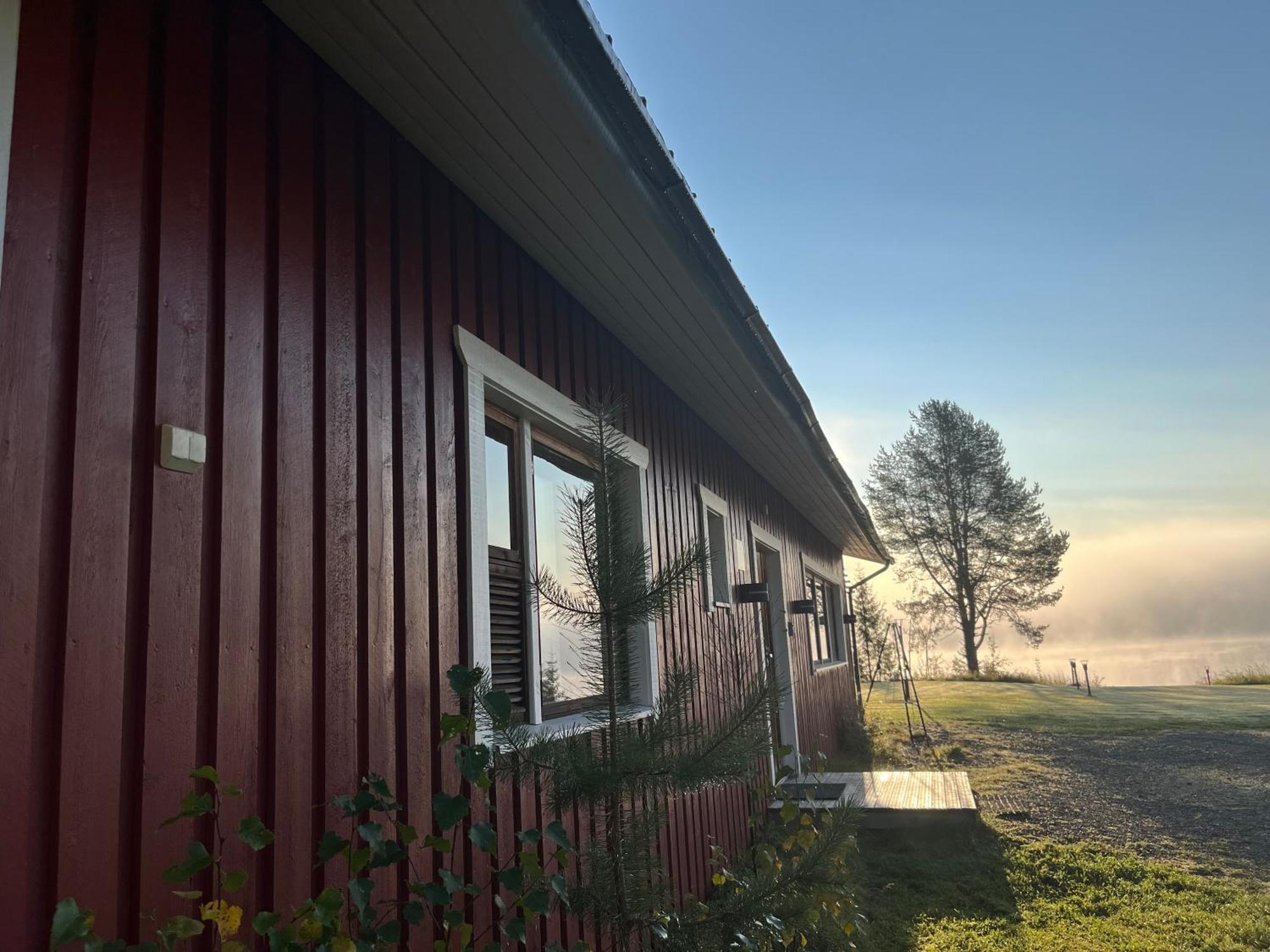 فيلا Ahosen Lomamoekit Vikajärvi المظهر الخارجي الصورة